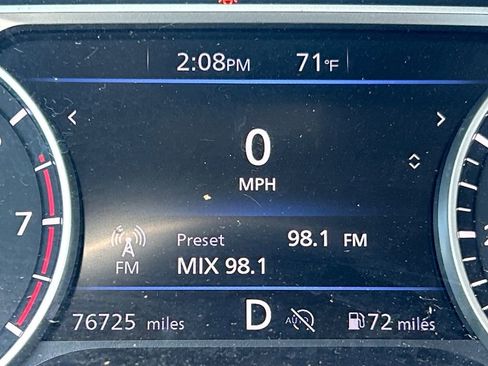 Used 2024 Nissan Sentra SV FWD image 24
