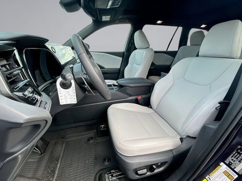 New 2026 Lexus TX 350 FWD image 4