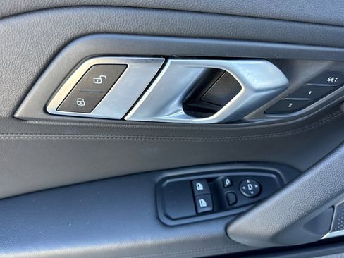 Used 2025 BMW Z4 sDrive30i RWD image 13