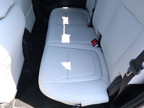 New 2026 Hyundai Santa Cruz SEL FWD image 17