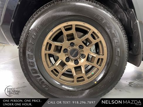 Used 2023 Toyota 4Runner 40th Anniversary SE image 11