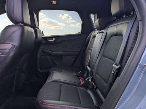 New 2026 Ford Escape ST-Line w/ Tech Pack #1 FWD image 15