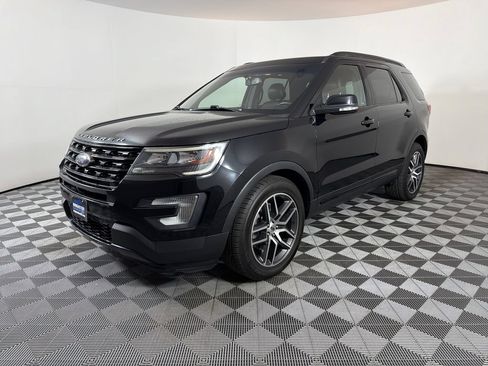 Certified 2017 Ford Explorer Sport w/ Equipment Group 401A AWD/4WD image 7
