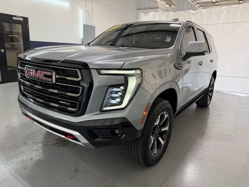 Used 2025 GMC Yukon AT4 Ultimate AWD/4WD image 38