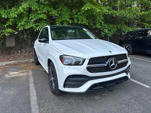 Used 2020 Mercedes-Benz GLE 350 w/ AMG Line Exterior image 1