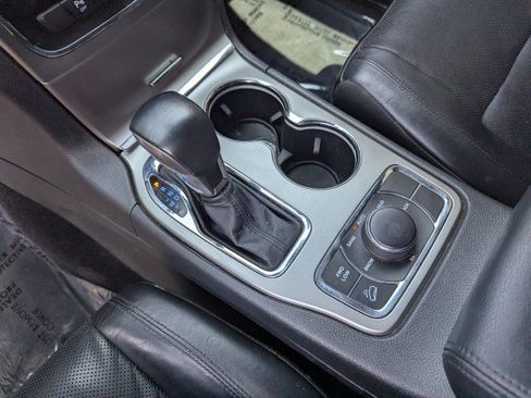 Used 2018 Jeep Grand Cherokee Limited w/ Luxury Group II AWD/4WD image 21