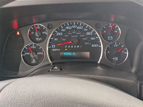 Used 2022 Chevrolet Express 2500 w/ Driver Convenience Package image 17