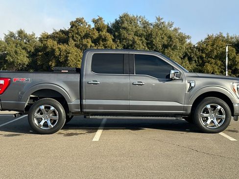 Used 2021 Ford F150 Lariat w/ Equipment Group 502A High image 3