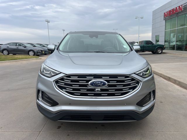 Used 2021 Ford Edge Titanium w/ Equipment Group 301A AWD/4WD image 2