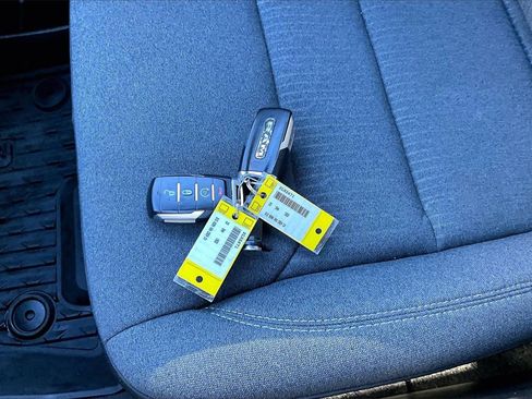 Used 2023 RAM 1500 Big Horn image 32