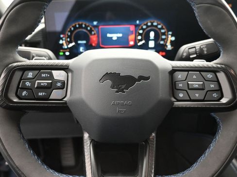 Used 2025 Ford Mustang Dark Horse image 9