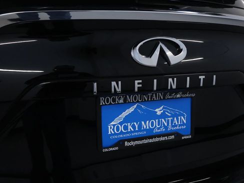 Used 2020 INFINITI QX50 Sensory w/ Proactive Package AWD/4WD image 9