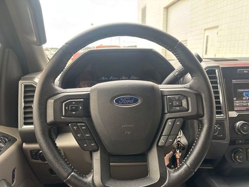 Used 2015 Ford F150 XLT w/ Equipment Group 302A Luxury image 16