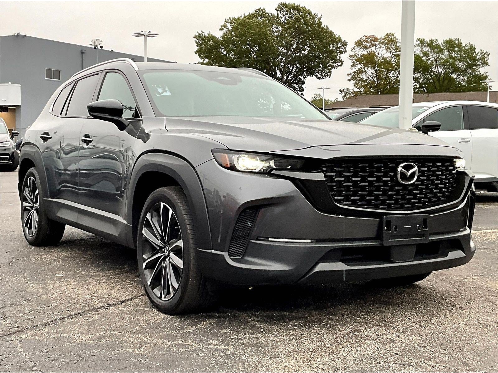 Used 2025 MAZDA CX-50 AWD 2.5 S w/ Premium Plus Pkg image 2