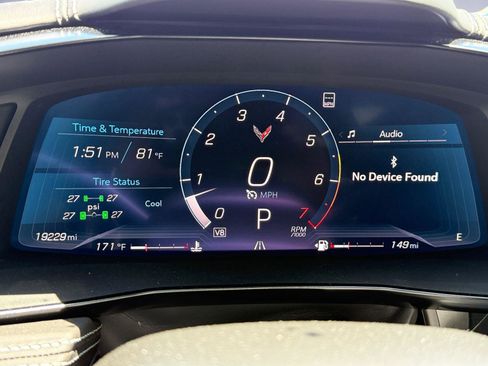 Used 2021 Chevrolet Corvette Stingray Premium Cpe w/ Z51 Performance Package RWD image 22