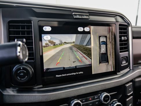 Used 2026 Ford F450 Platinum w/ FX4 Off-Road Package image 78