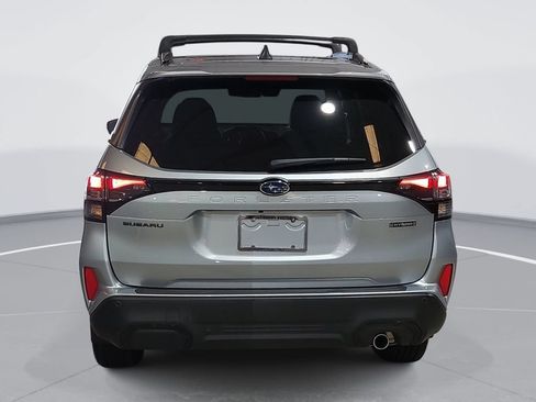 Certified 2025 Subaru Forester Touring AWD/4WD image 6