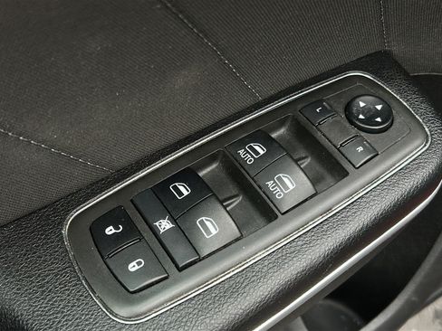 Used 2021 Dodge Charger R/T RWD image 10