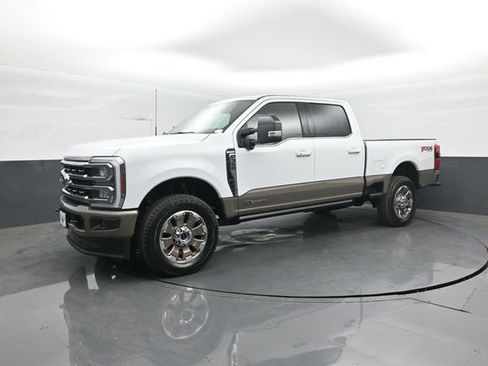 New 2026 Ford F350 King Ranch w/ FX4 Off-Road Package AWD/4WD image 4
