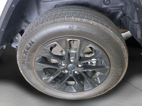 Used 2025 Jeep Wrangler Unlimited Sahara AWD/4WD image 22
