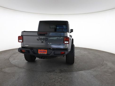 Used 2024 Jeep Gladiator Sport AWD/4WD image 11