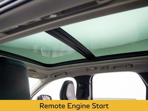 Used 2023 Volvo XC60 T8 Ultimate image 19