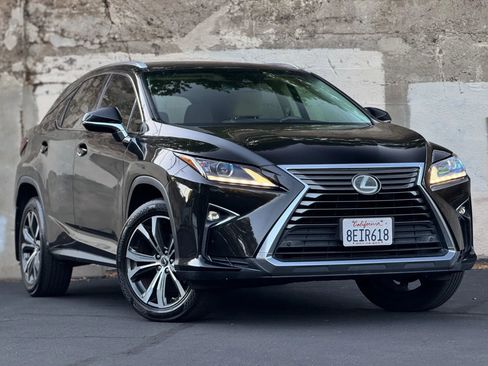Used 2018 Lexus RX 350 FWD w/ Premium Package image 1