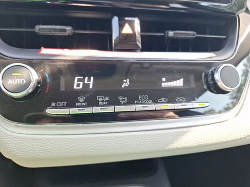 Used 2026 Toyota Corolla LE FWD image 26