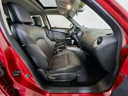 Used 2014 Nissan Juke SL image 30
