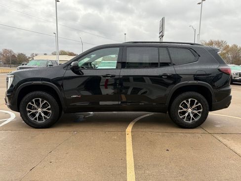 Certified 2025 GMC Acadia AT4 w/ Luxury Package image 5