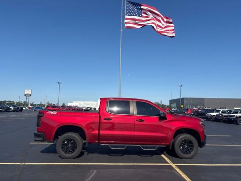 Used 2021 Chevrolet Silverado 1500 LT Trail Boss w/ Convenience Package II AWD/4WD image 9