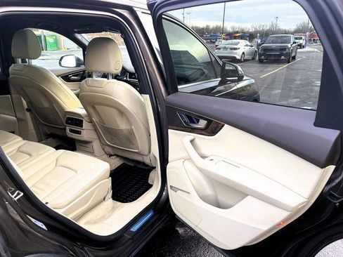 Used 2017 Audi Q7 3.0T Premium Plus w/ Premium Plus Package AWD/4WD image 47