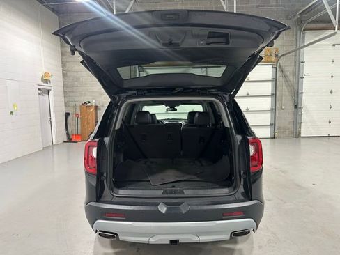 Used 2021 GMC Acadia SLT image 23
