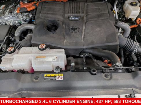 Used 2024 Toyota Sequoia Platinum AWD/4WD image 36