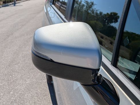 New 2026 Kia Carnival EX image 12