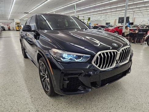 Used 2022 BMW X6 xDrive40i w/ M Sport Package AWD/4WD image 4