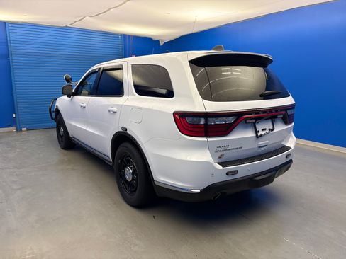 Used 2023 Dodge Durango AWD image 5