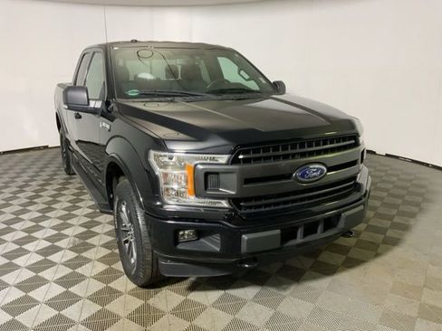 Used 2018 Ford F150 XLT w/ Equipment Group 302A Luxury image 5
