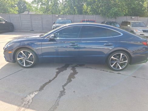 Used 2021 Hyundai Sonata SEL Plus w/ Tech Package FWD image 3
