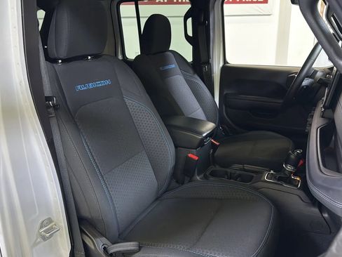 Used 2024 Jeep Wrangler Unlimited Rubicon 4xe image 19