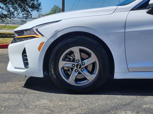 Used 2022 Kia K5 LXS image 8