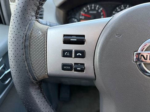 Used 2018 Nissan Frontier S image 11