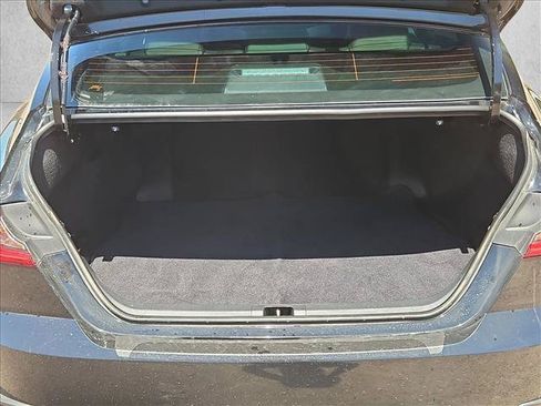 Used 2025 Toyota Camry SE w/ Convenience Package FWD image 6