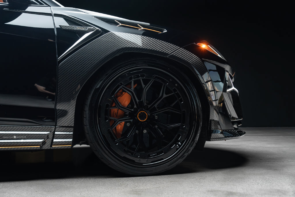 Used 2022 Lamborghini Urus AWD/4WD image 15