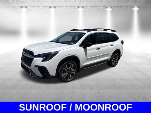 Certified 2025 Subaru Ascent Touring AWD/4WD image 3