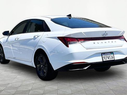 Certified 2023 Hyundai Elantra SEL FWD image 6