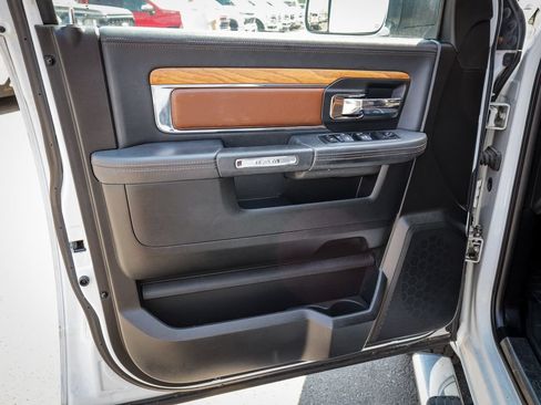 Used 2013 RAM 1500 Laramie Longhorn w/ Convenience Group AWD/4WD image 16
