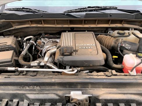 Used 2024 GMC Sierra 1500 AT4 w/ Technology Package AWD/4WD image 32