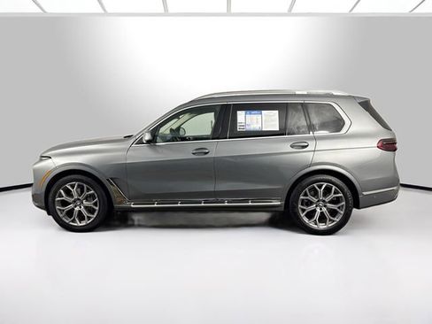 Used 2024 BMW X7 xDrive40i w/ Premium Package AWD/4WD image 3