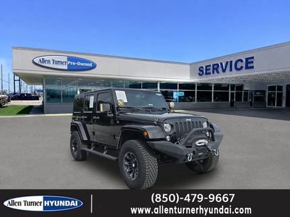 Used 2017 Jeep Wrangler Unlimited Rubicon w/ Cold Weather Group